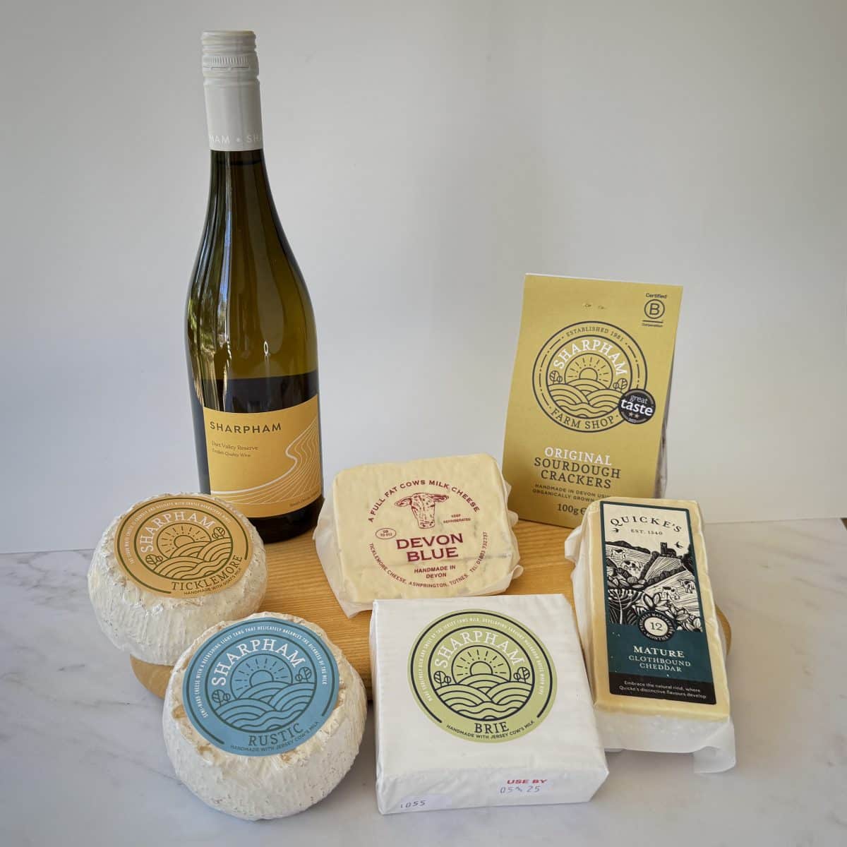 Devon Box with DVR Wine